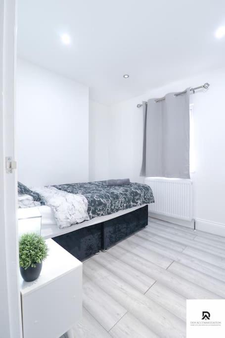 Den Accommodation & Short Lets Greenwich London - 3 Bed House Ngoại thất bức ảnh