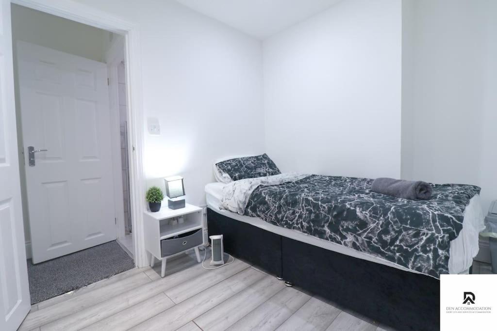 Den Accommodation & Short Lets Greenwich London - 3 Bed House Ngoại thất bức ảnh