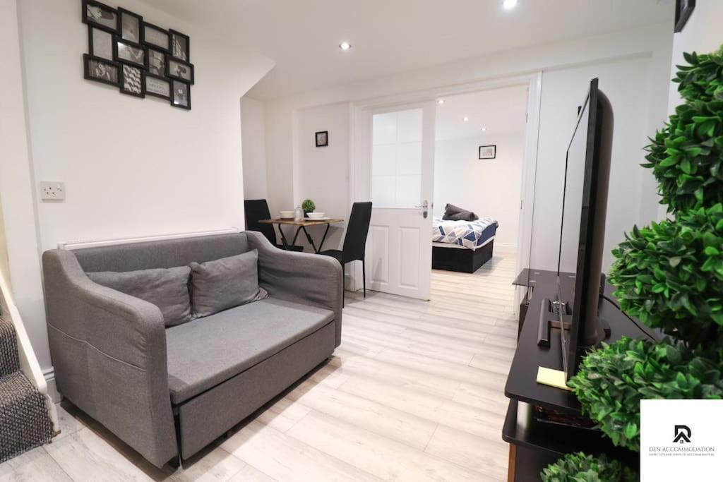 Den Accommodation & Short Lets Greenwich London - 3 Bed House Ngoại thất bức ảnh