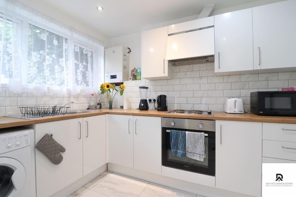Den Accommodation & Short Lets Greenwich London - 3 Bed House Ngoại thất bức ảnh